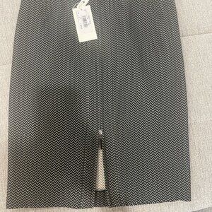 Armani Collezioni mid length pencil skirt NWT S40